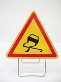 Panneau de signalisation NADIA SIGNALISATION AK4 chaussée glissante